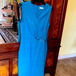 Barely used colors green water is very clean